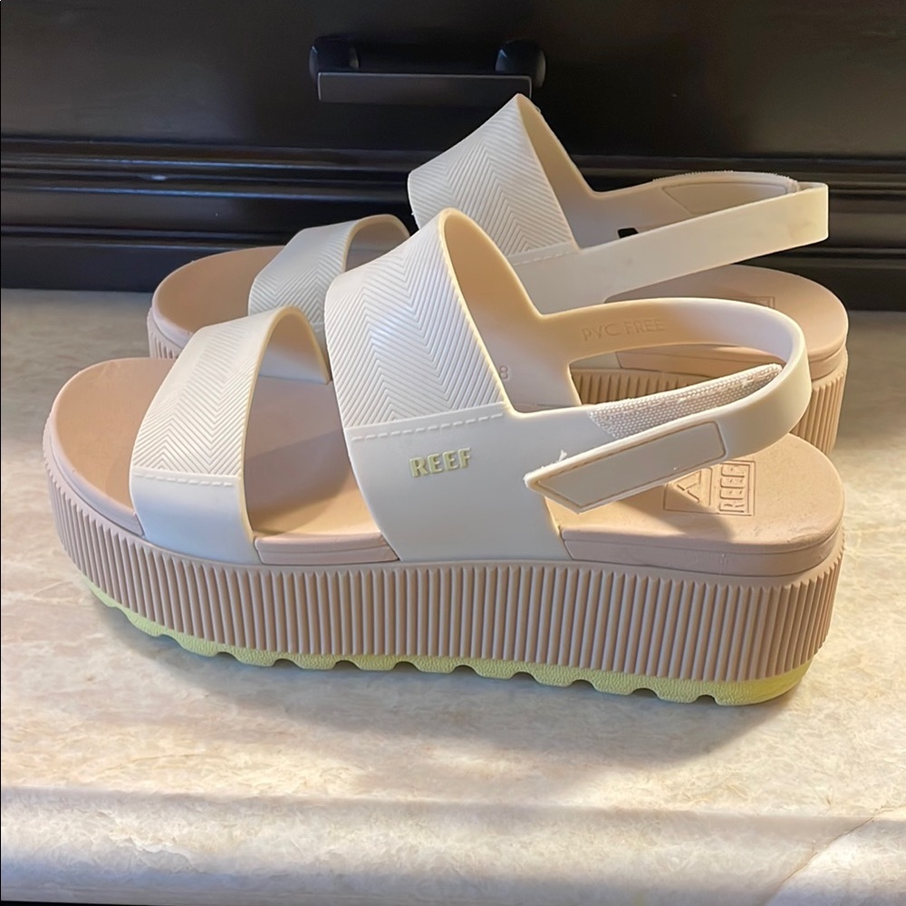 Reef Water Vista Higher Cream Tan Platform Sandals with Chunky Design